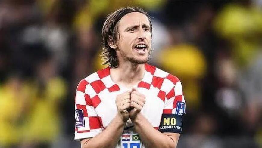 U20亚洲杯：澳大利亚2-0日本与沙特会师决赛，杜尔、皮尔曼建功