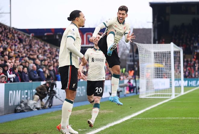 2015年10月：大都会队丹尼尔·墨菲连续六场季后赛击出本垒打，刷新MLB纪录。