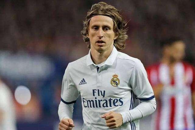 “MTS世恒杯”2025八百里瓯江（丽水）山水诗路桨板赛在“浙丽”掀起水上运动热潮！